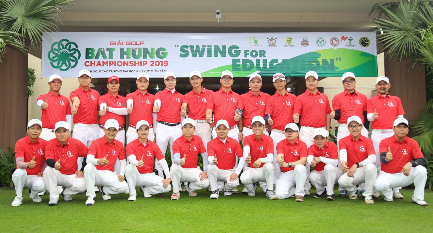 Đội tuyển golf đại học x&acirc;y dựng H&agrave; Nội